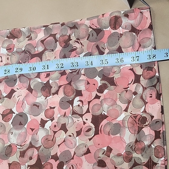 Connected apparel wine, mauve taupe dress size 6.  Faux wrap, sleeveless - Picture 11 of 12